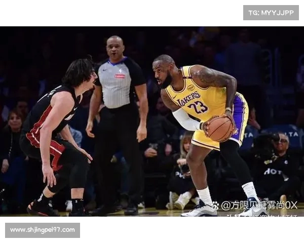 精彩瞬间汇聚NBA巅峰集锦 感受篮球传奇的激情与辉煌